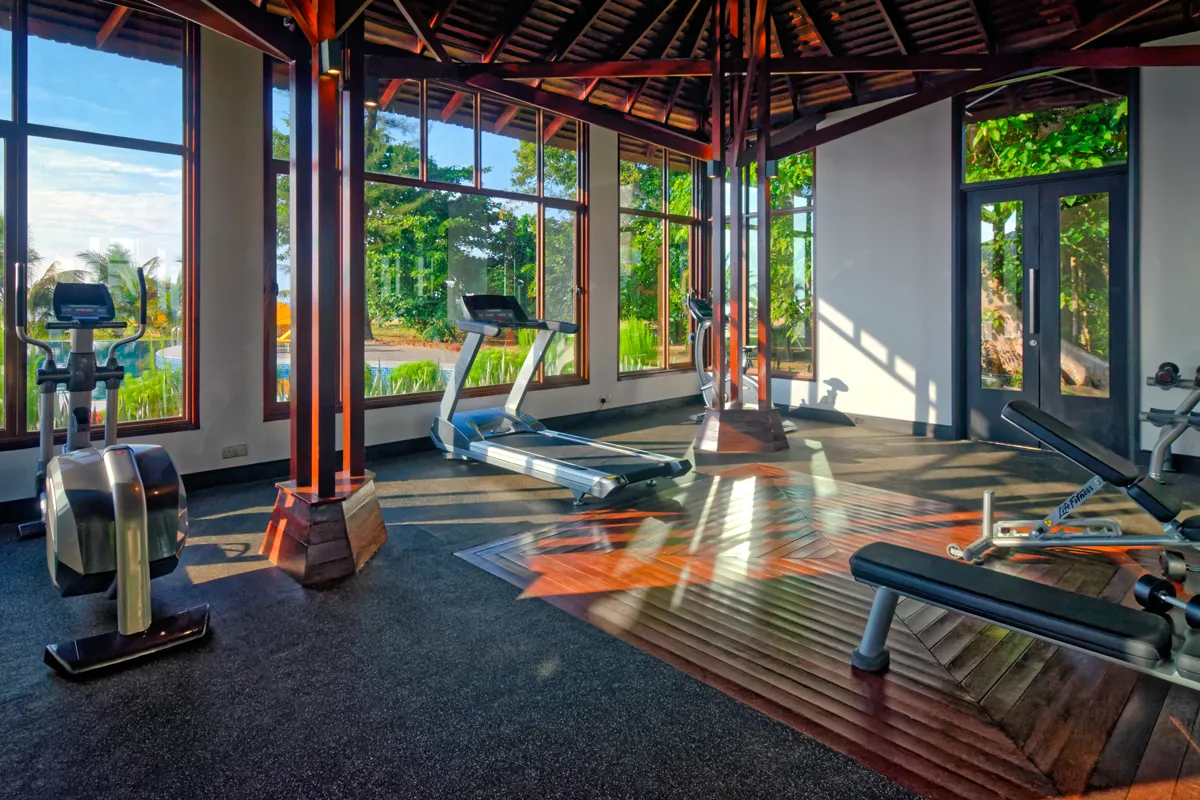 Borneo_Eagle_Bar_Lounge_2018_02