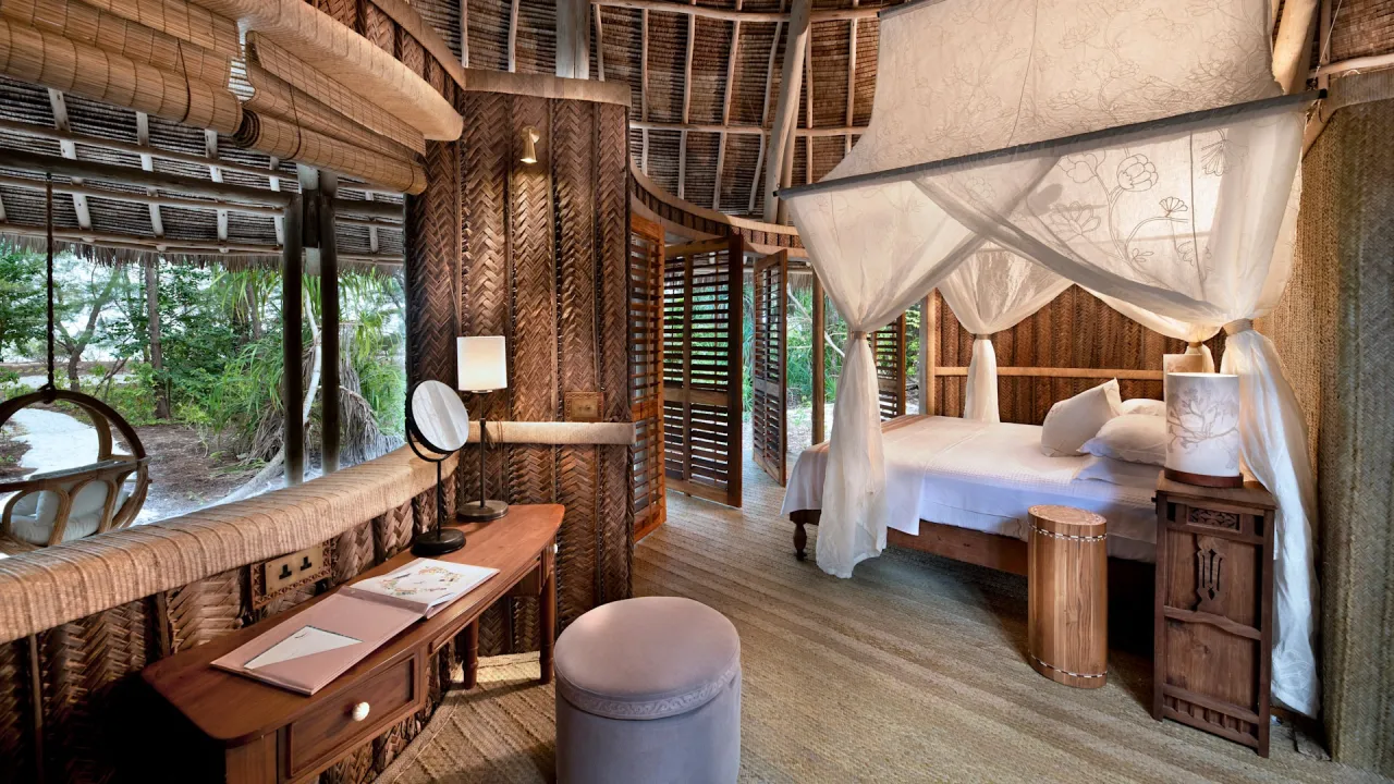 Zanzibar-Mnemba-Island-Lodge-Family-Banda-2.jpg