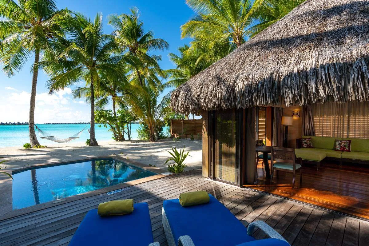 ST REGIS BORABORA