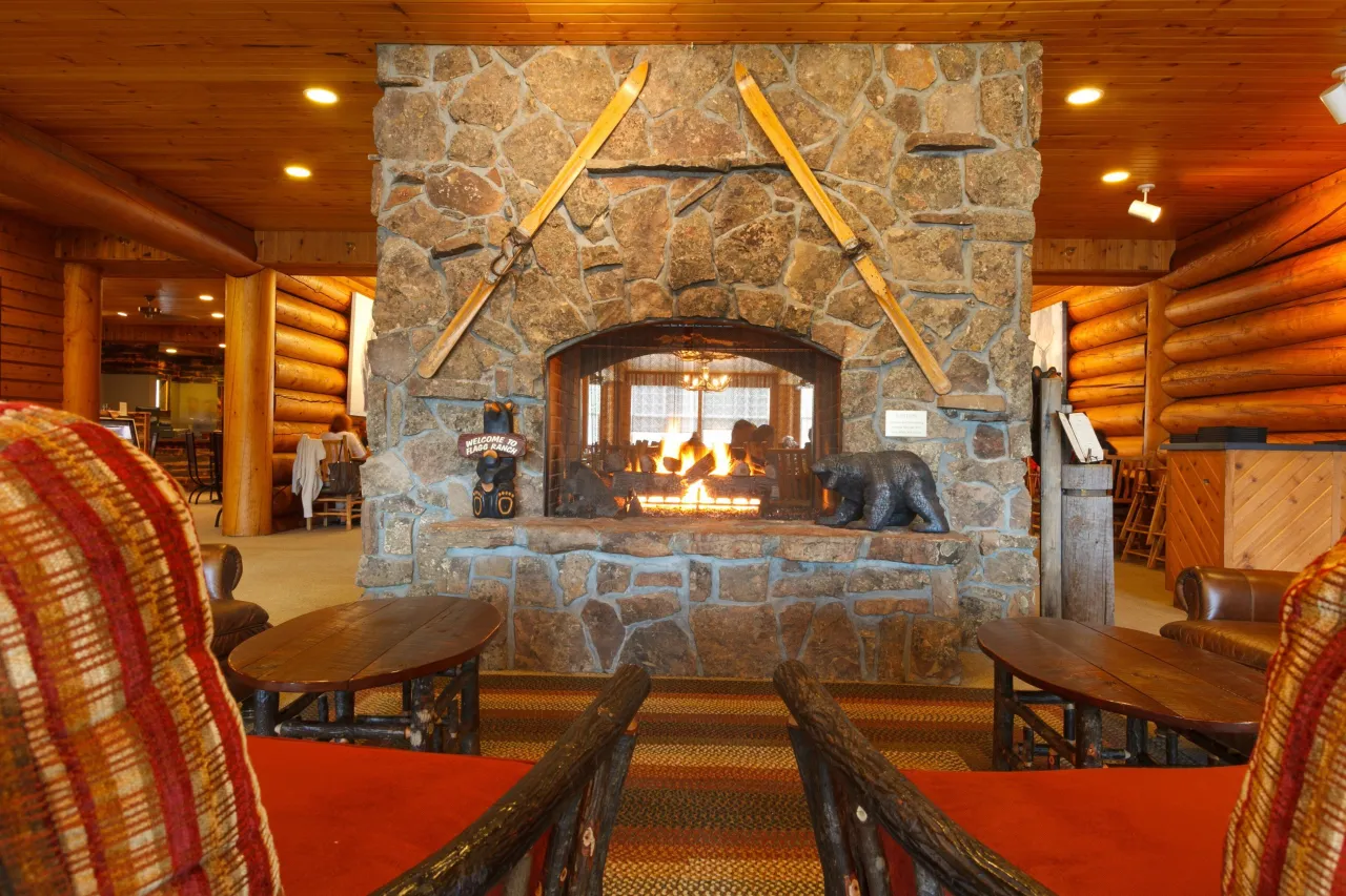 Amangani, Jackson Hole hotel image from Expedia