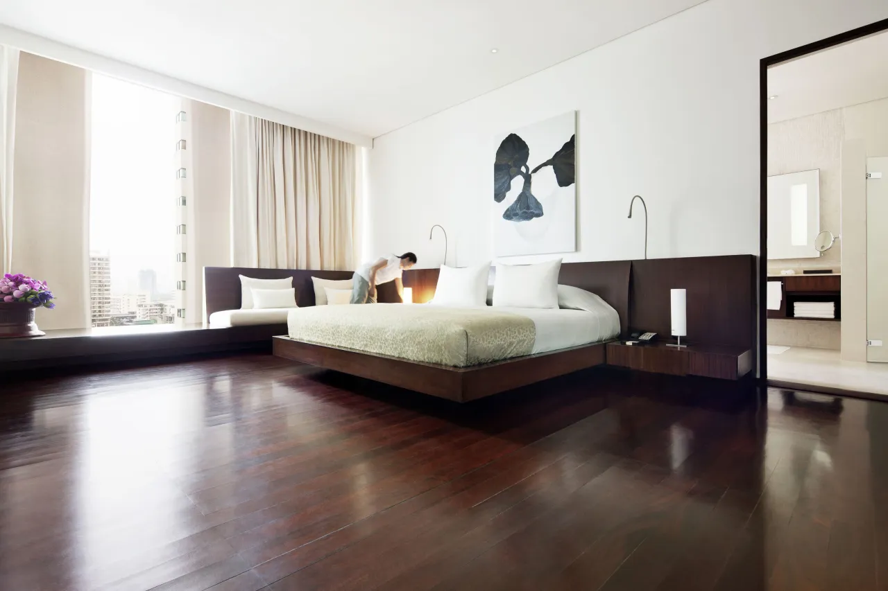 COMO Metropolitan Bangkok hotel image from Expedia