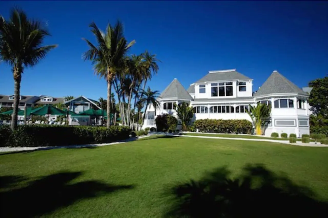 Casa Ybel hotel image from Expedia