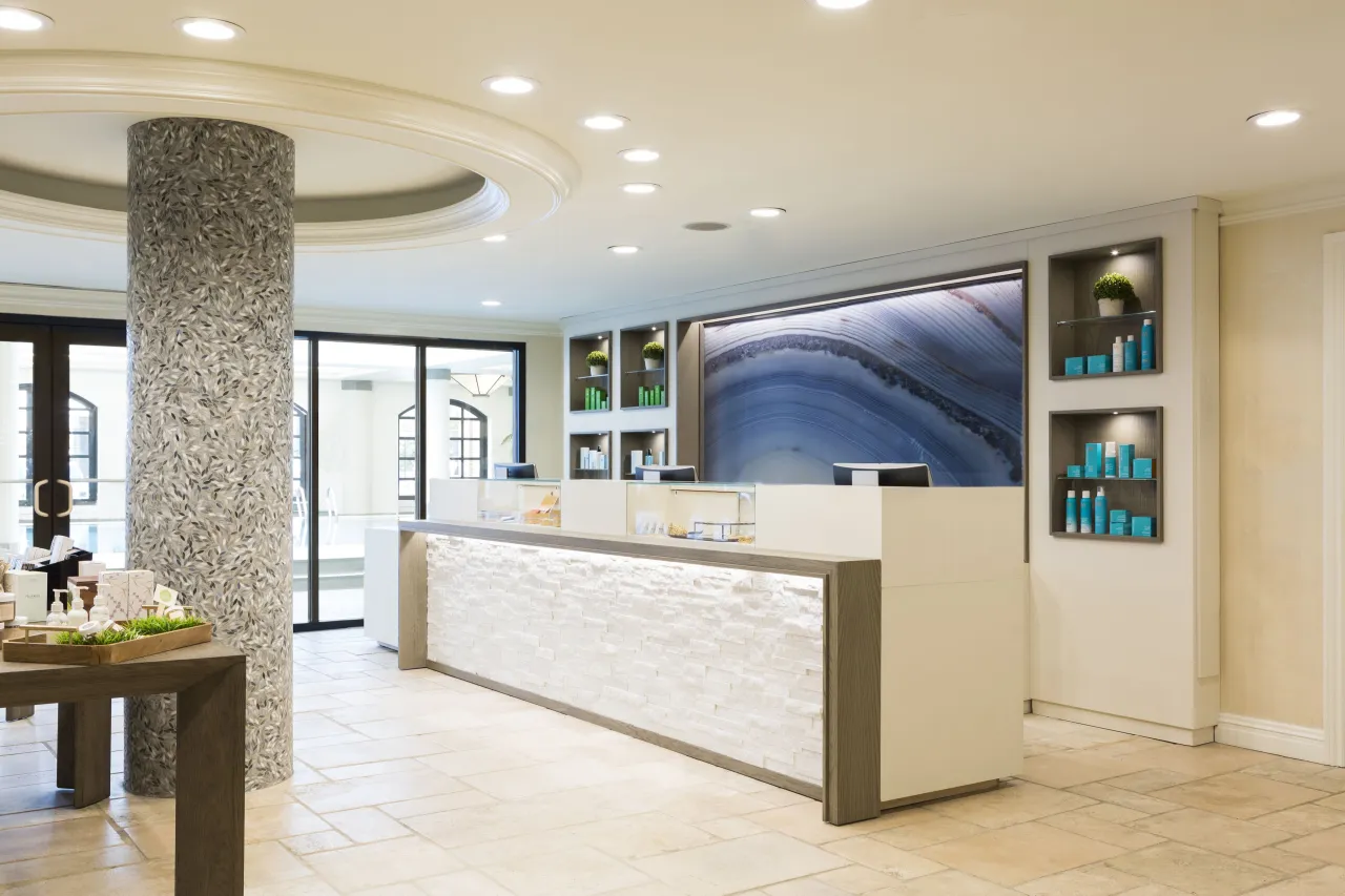 Charleston Place hotel image from Expedia