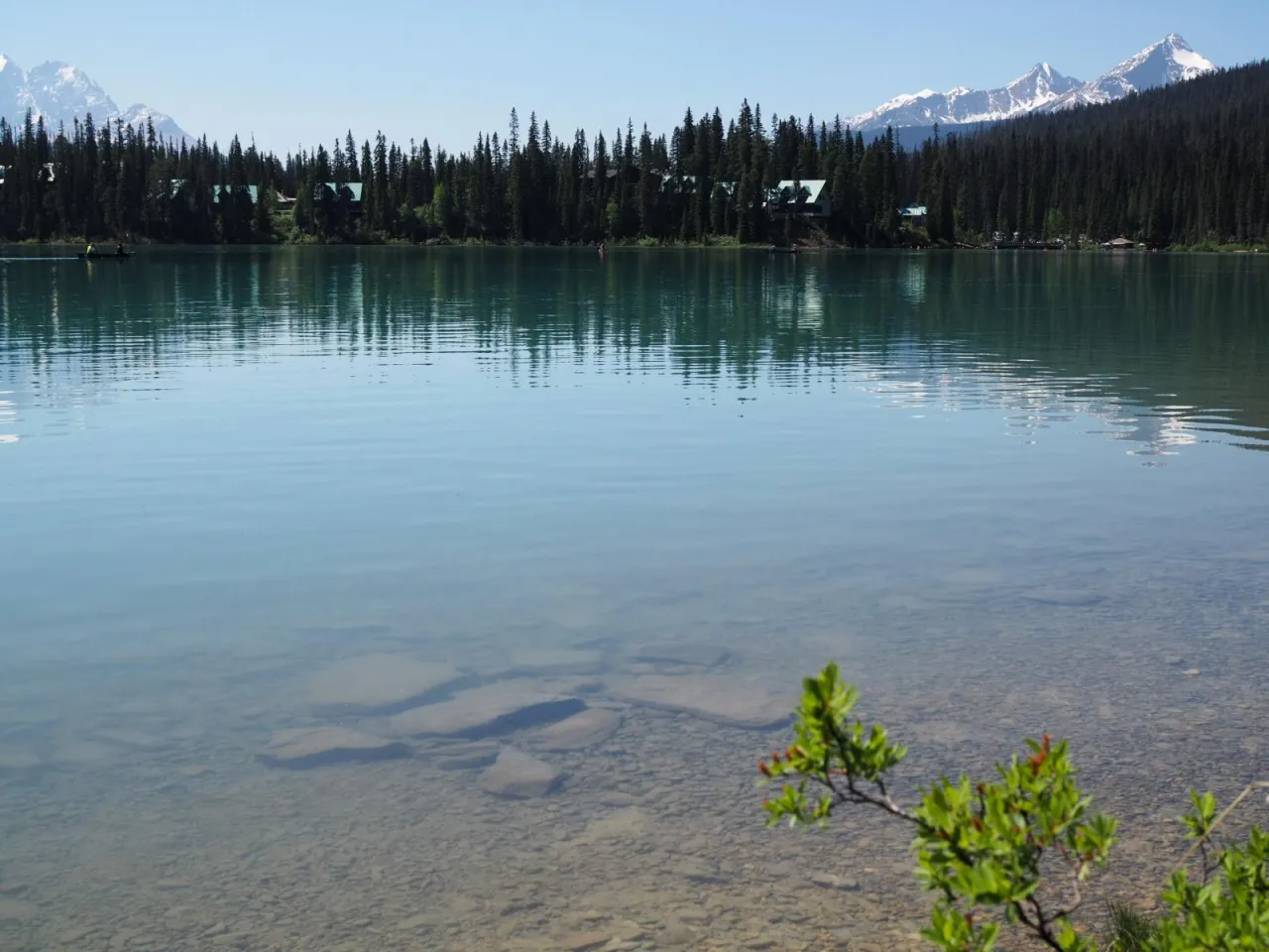 Emerald Lake Lodge hotel image from Expedia