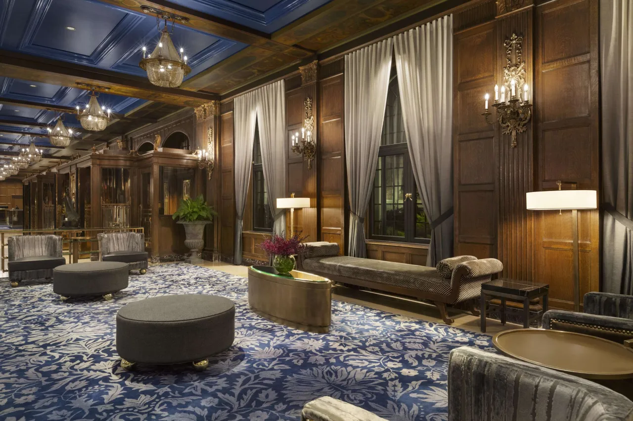 Fairmont Le Chateau Frontenac hotel image from Expedia