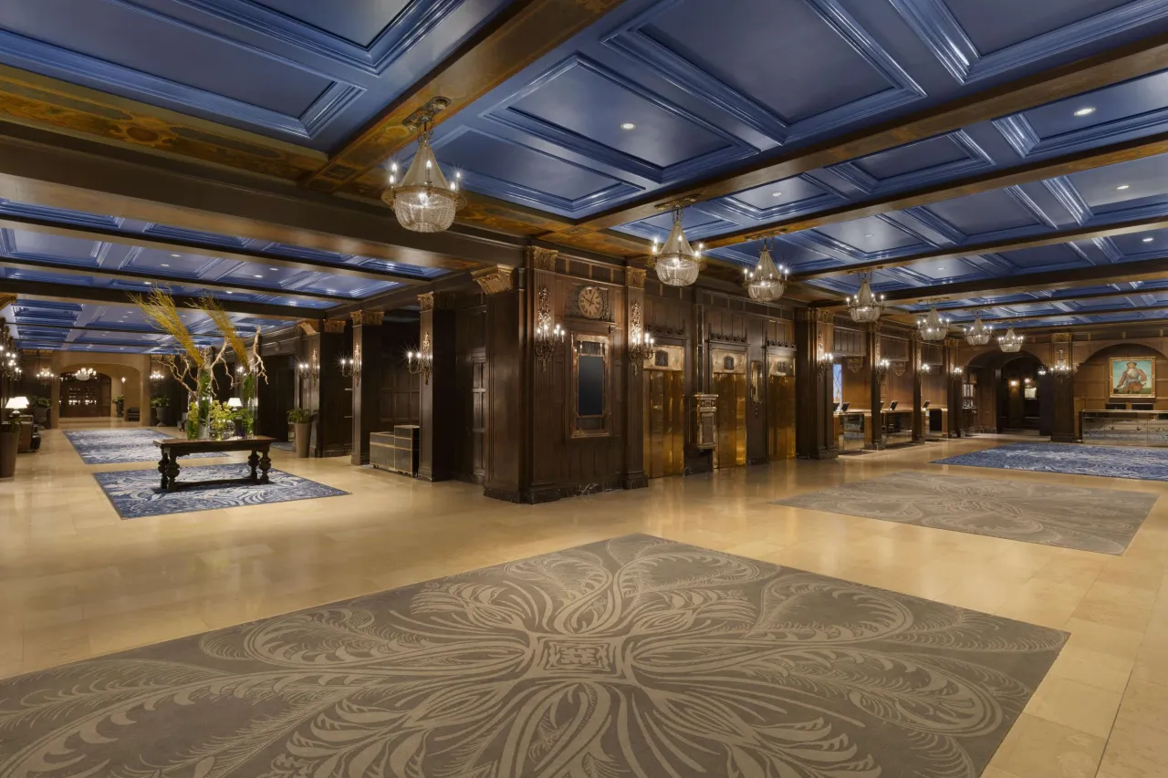 Fairmont Le Chateau Frontenac hotel image from Expedia