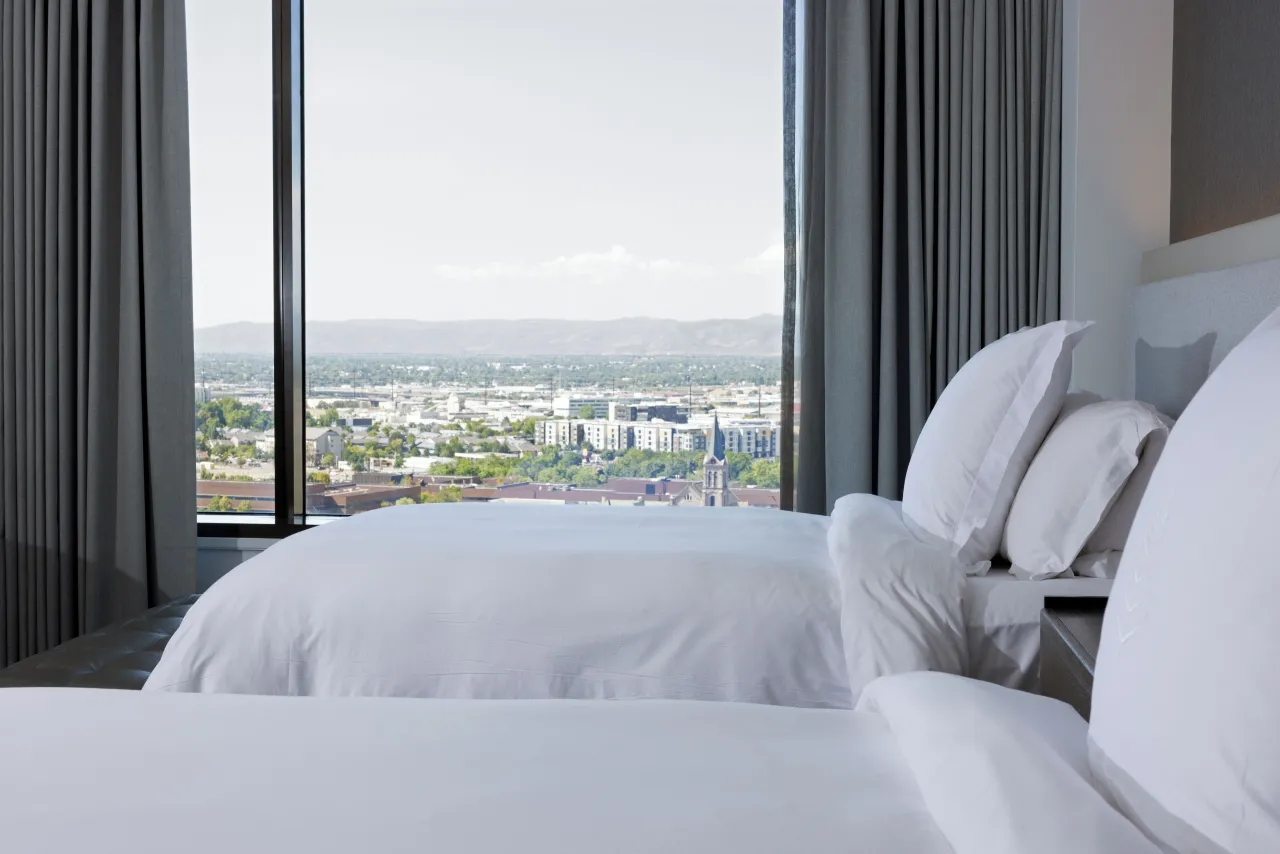 Four Seasons Hotel Denver hotel image from Expedia