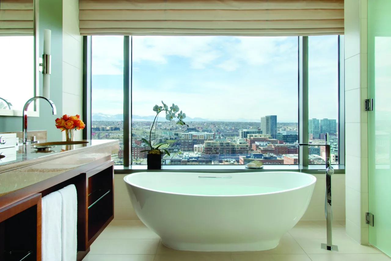 Four Seasons Hotel Denver hotel image from Expedia