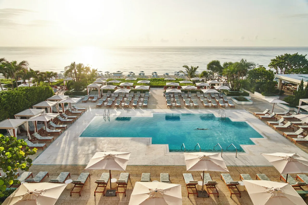 Four Seasons Resort Palm Beach hotel image from Expedia