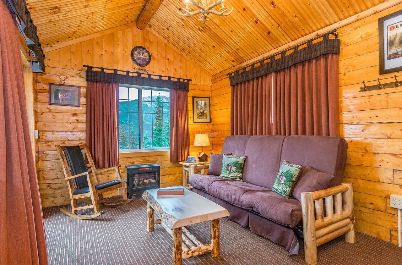 Grande Denali Lodge hotel image from Expedia