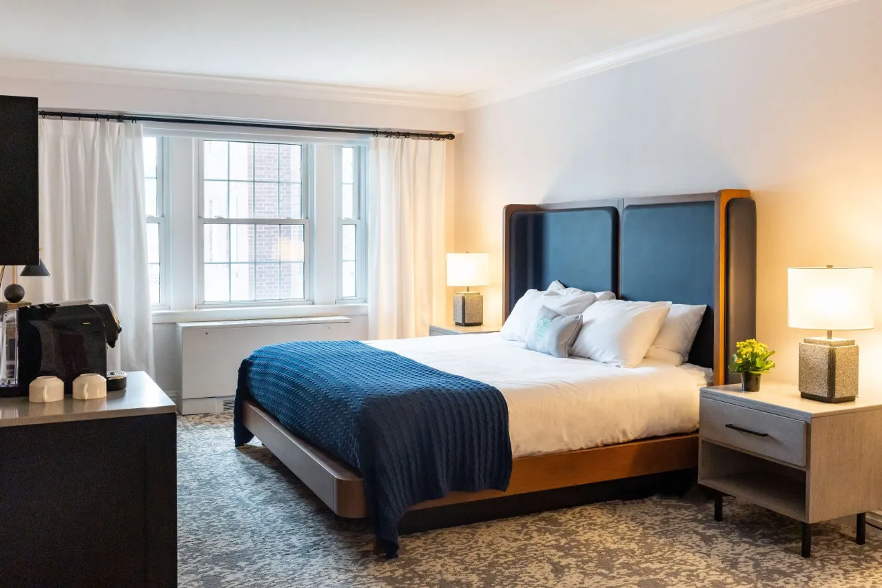 Hanover Inn Dartmouth, New Hampshire hotel image from Expedia