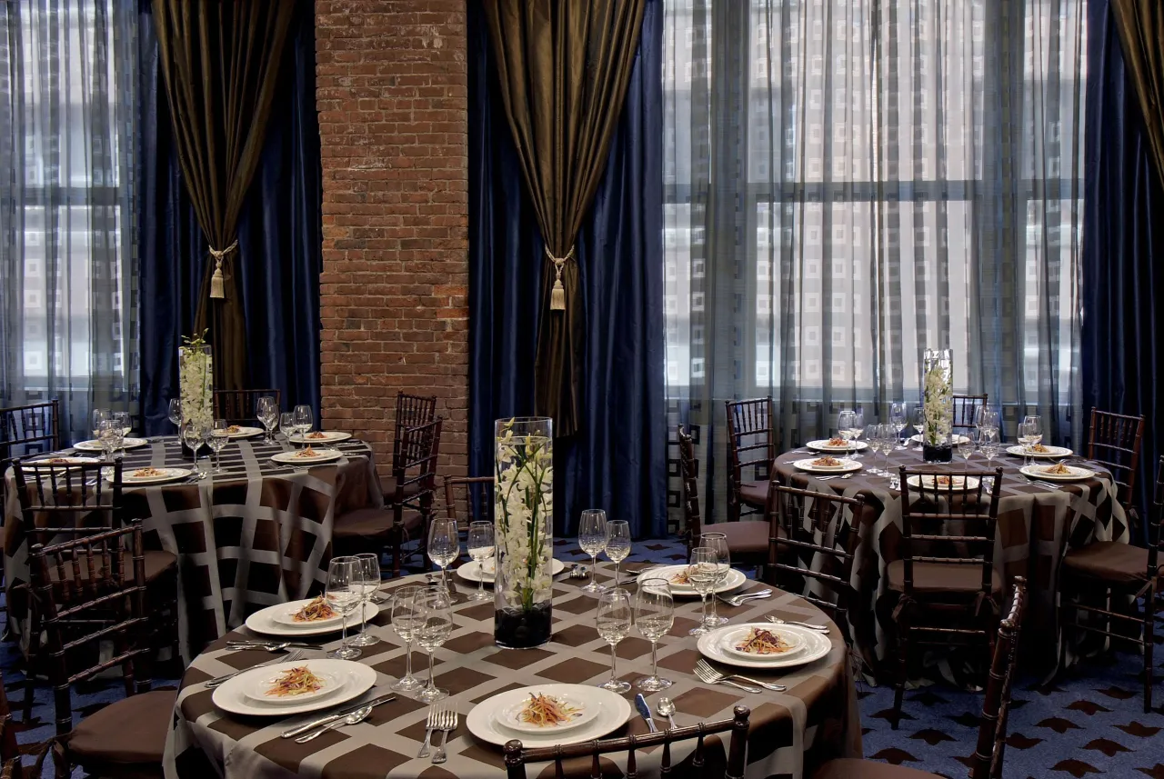 Kimpton Alexis Hotel hotel image from Expedia