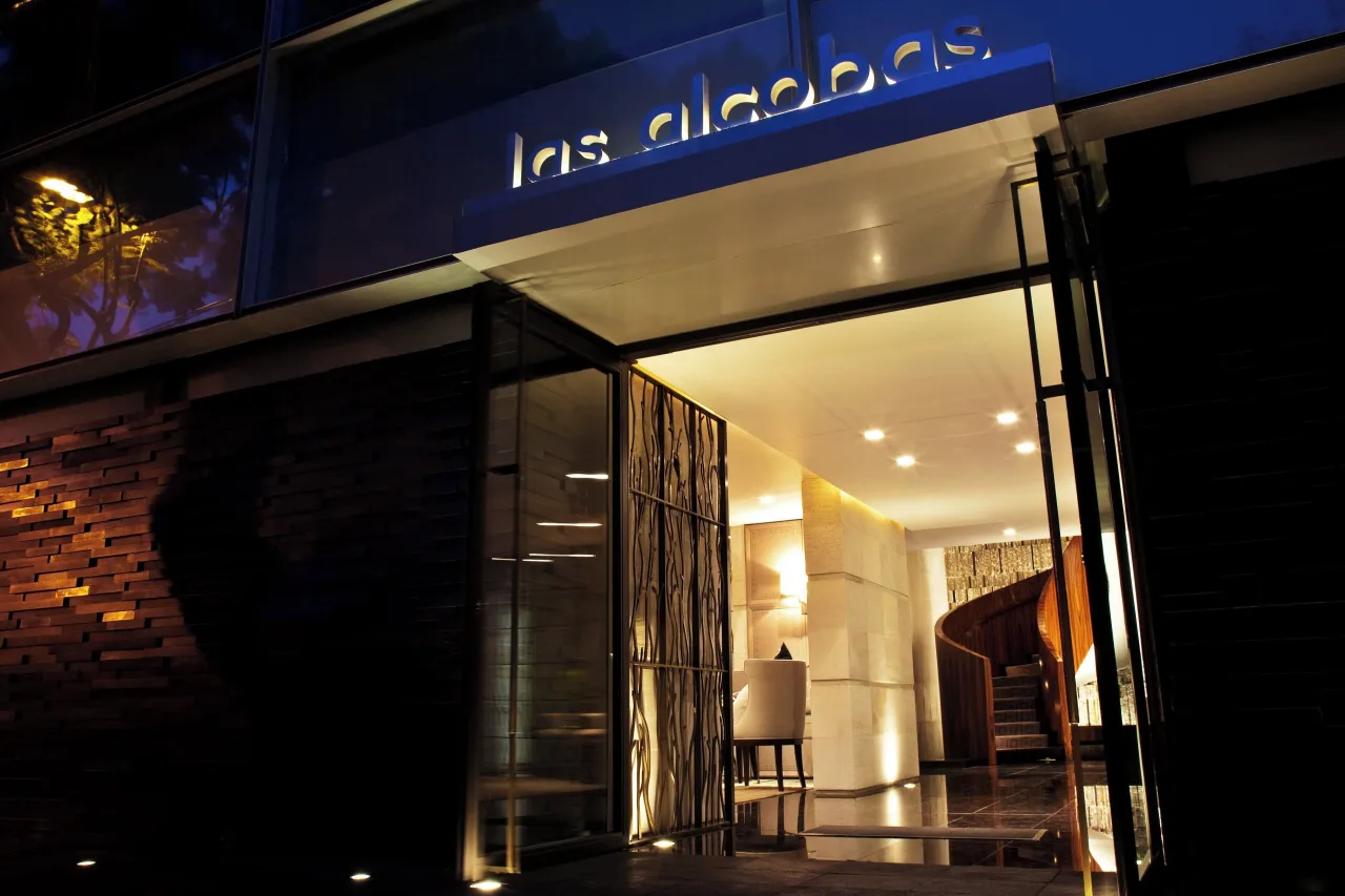 Las Alcobas, Mexico City hotel image from Expedia