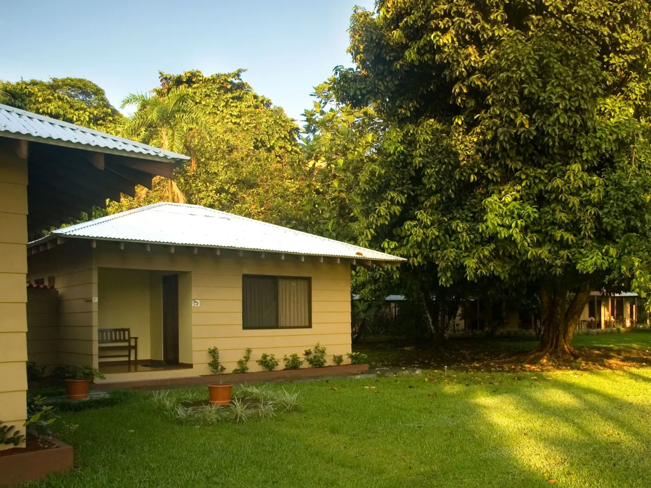 Manatus Hotel, Tortuguero hotel image from Expedia