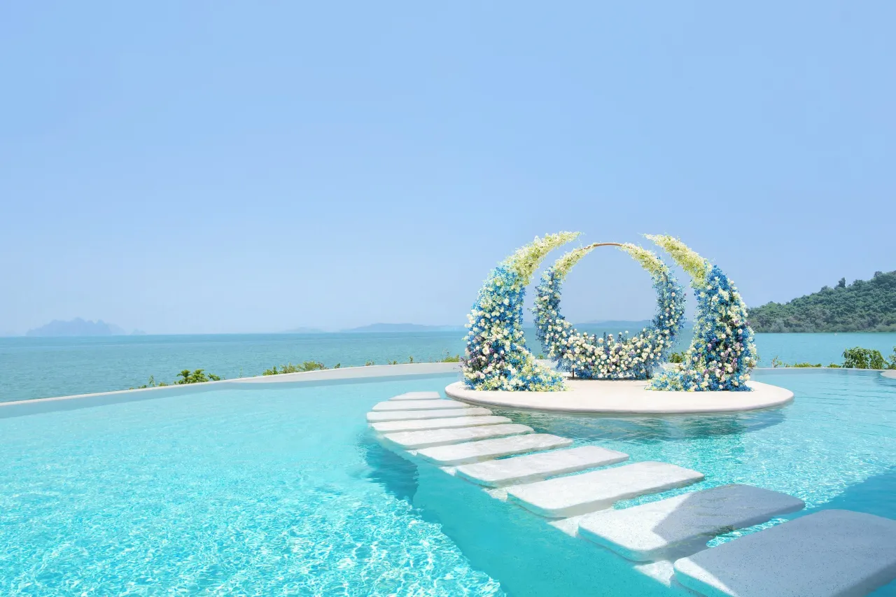 Naka Island, Phuket hotel image from Expedia