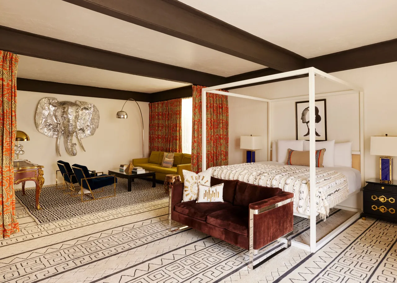 Parker, Palm Springs hotel image from Expedia