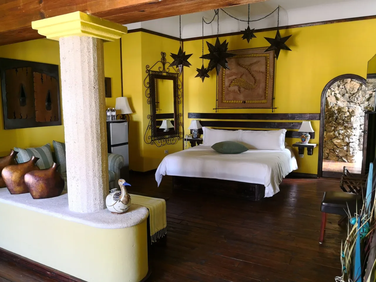 Posada de Las Flores, La Paz hotel image from Expedia