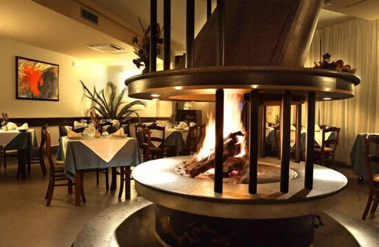 Post Ranch Inn, Big Sur hotel image from Expedia