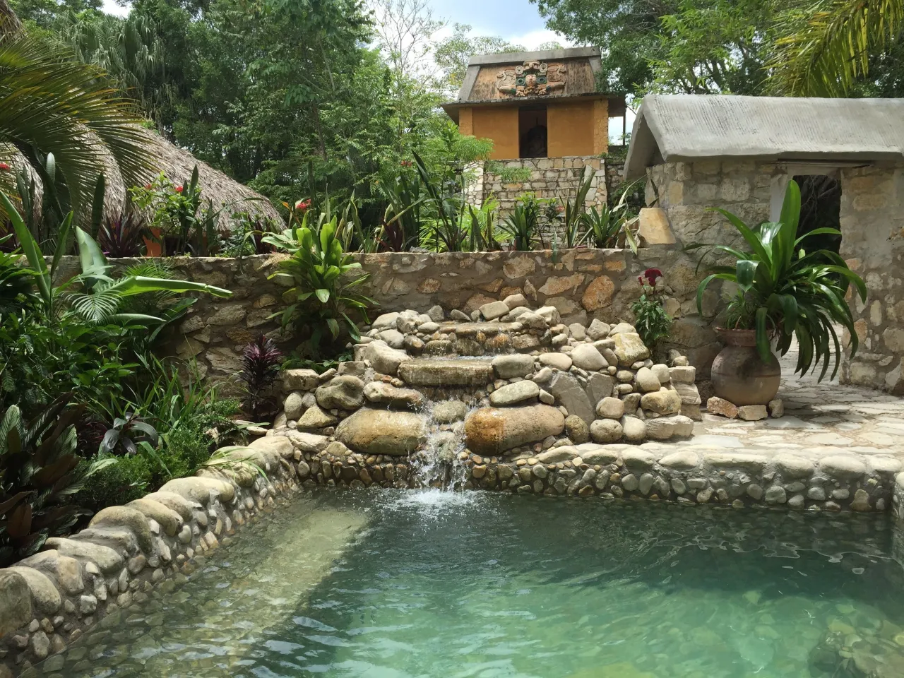 Quinta Chanabnal, Palenque hotel image from Expedia