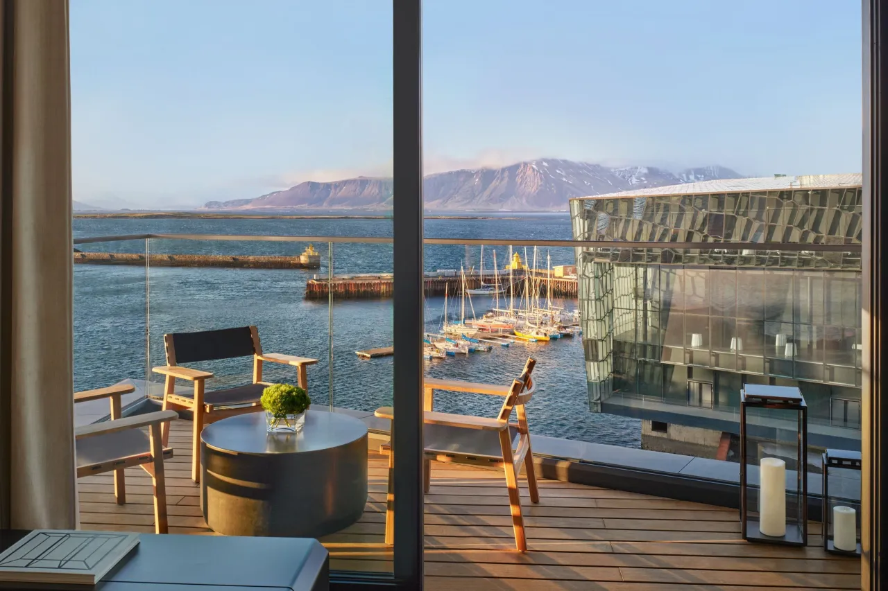Reykjavik Edition hotel image from Expedia