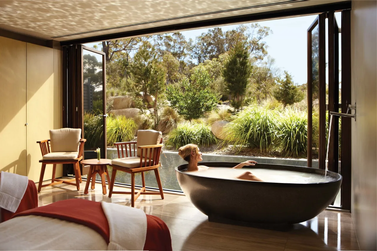 Saffire Freycinet, Tasmania hotel image from Expedia