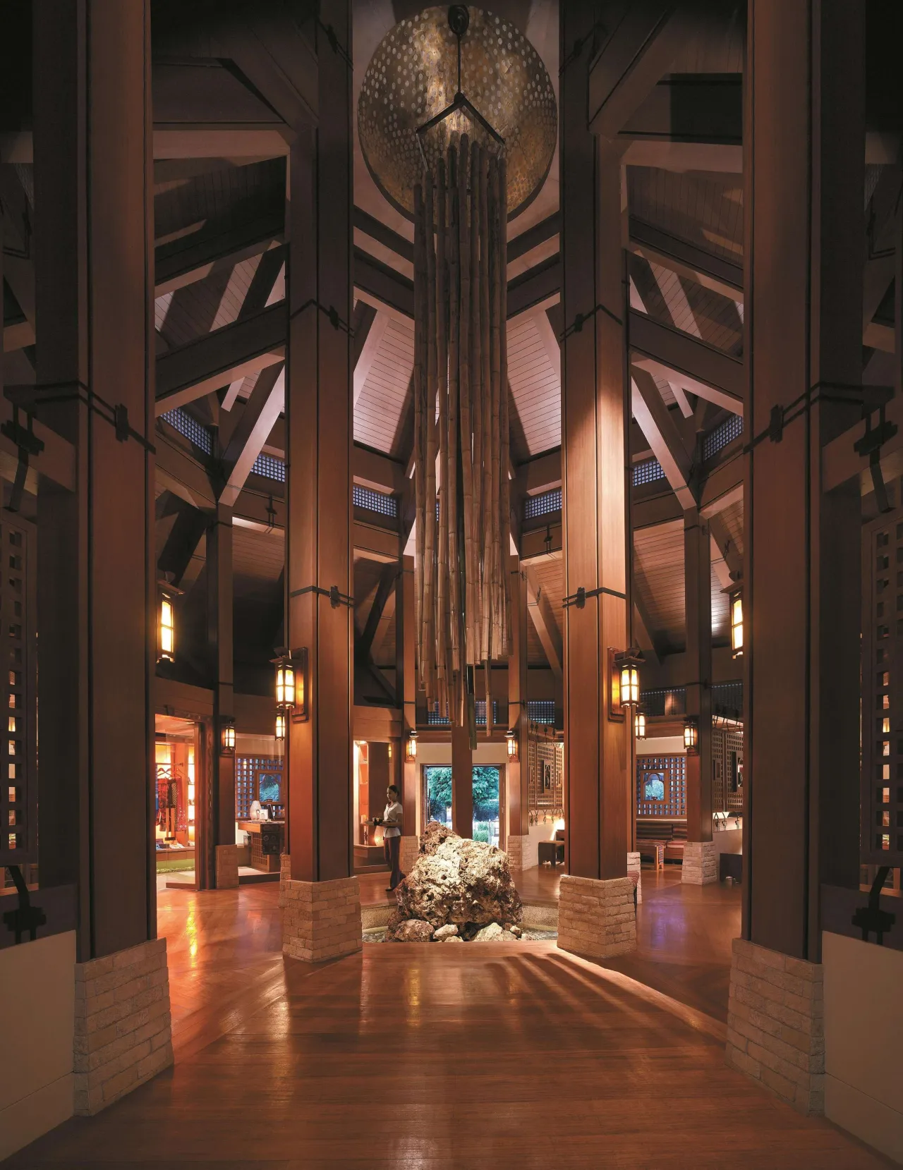 Shangri-La, Boracay hotel image from Expedia