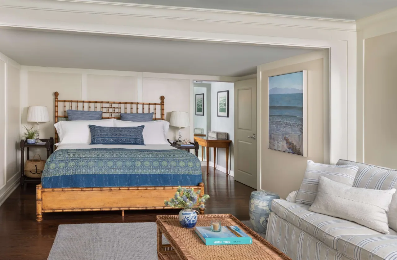 Shutters on the Beach, Santa Monica hotel image from Expedia