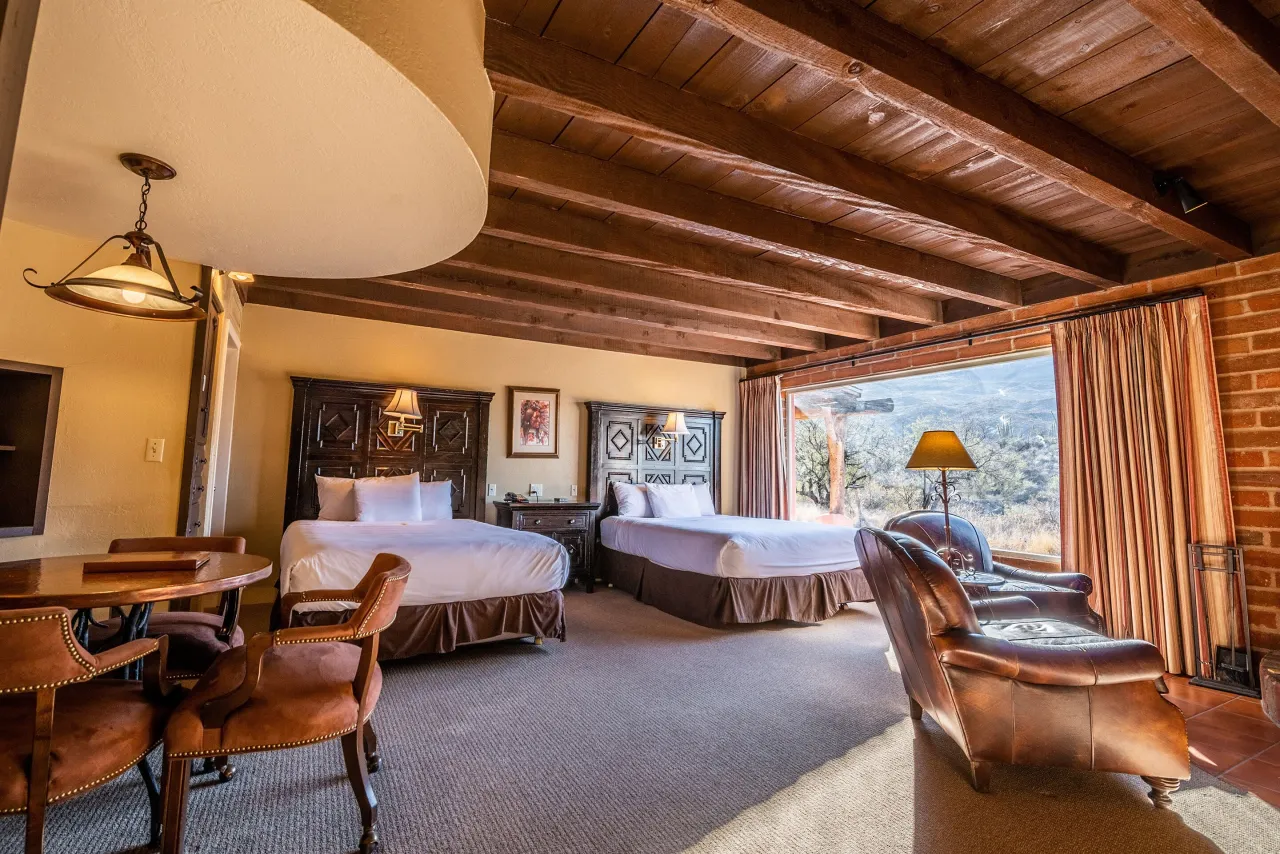 Tanque Verde Ranch, Tucson hotel image from Expedia