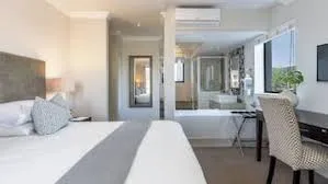 The Marine, Hermanus hotel image from Expedia