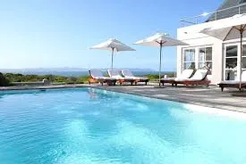 The Marine, Hermanus hotel image from Expedia