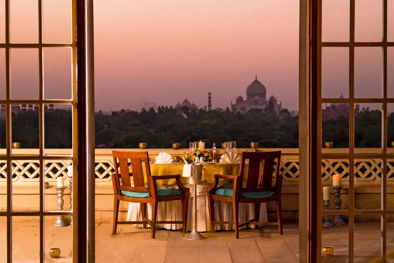 The Oberoi Amarvilas, Agra hotel image from Expedia