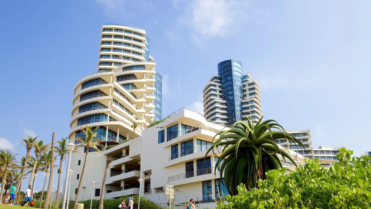The Oyster Box, Durban hotel image from Expedia