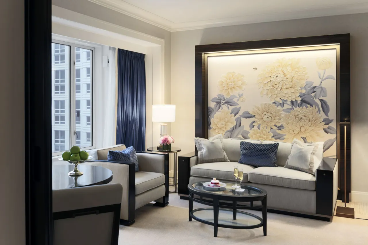 The Peninsula Chicago hotel image from Expedia