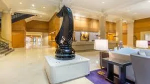 The Ritz-Carlton, Toronto hotel image from Expedia