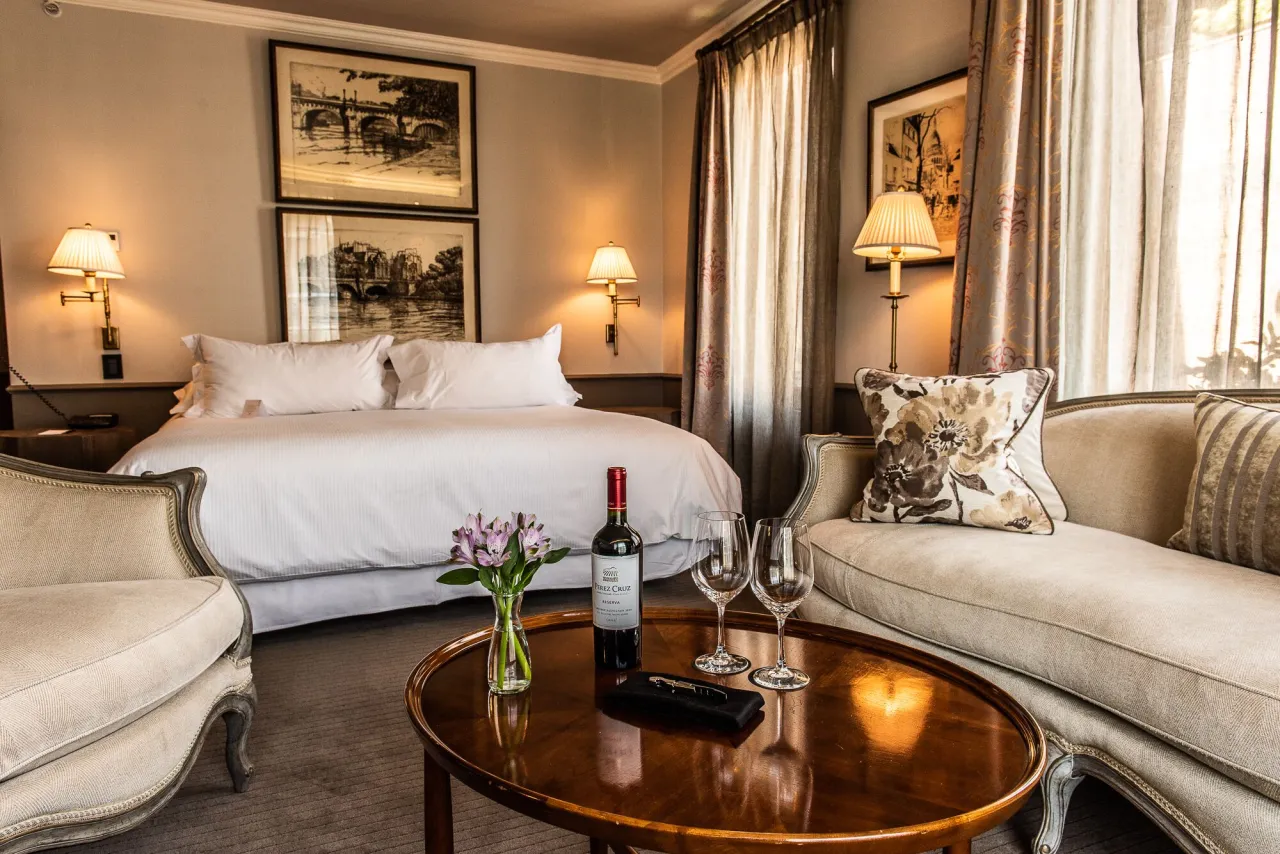 The Singular Santiago hotel image from Expedia