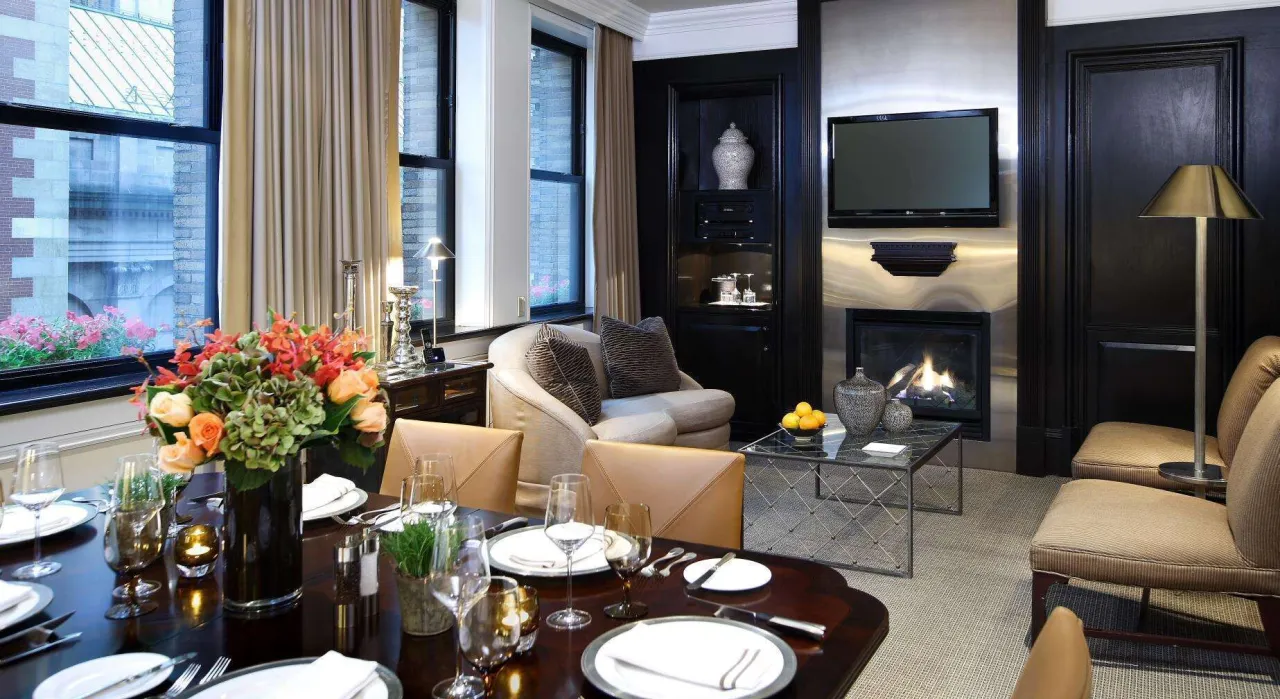 XV Beacon, Boston hotel image from Expedia