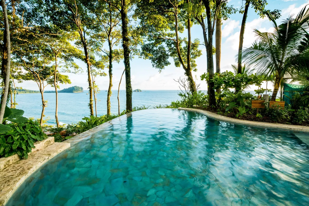 Arenas Del Mar, Manuel Antonio hotel image from Expedia
