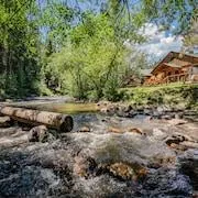 Four Seasons Hotel Denver hotel image from Expedia