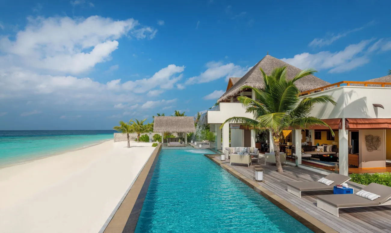 Four Seasons Landaa Giraavaru, Atollo di Baa hotel image from Expedia