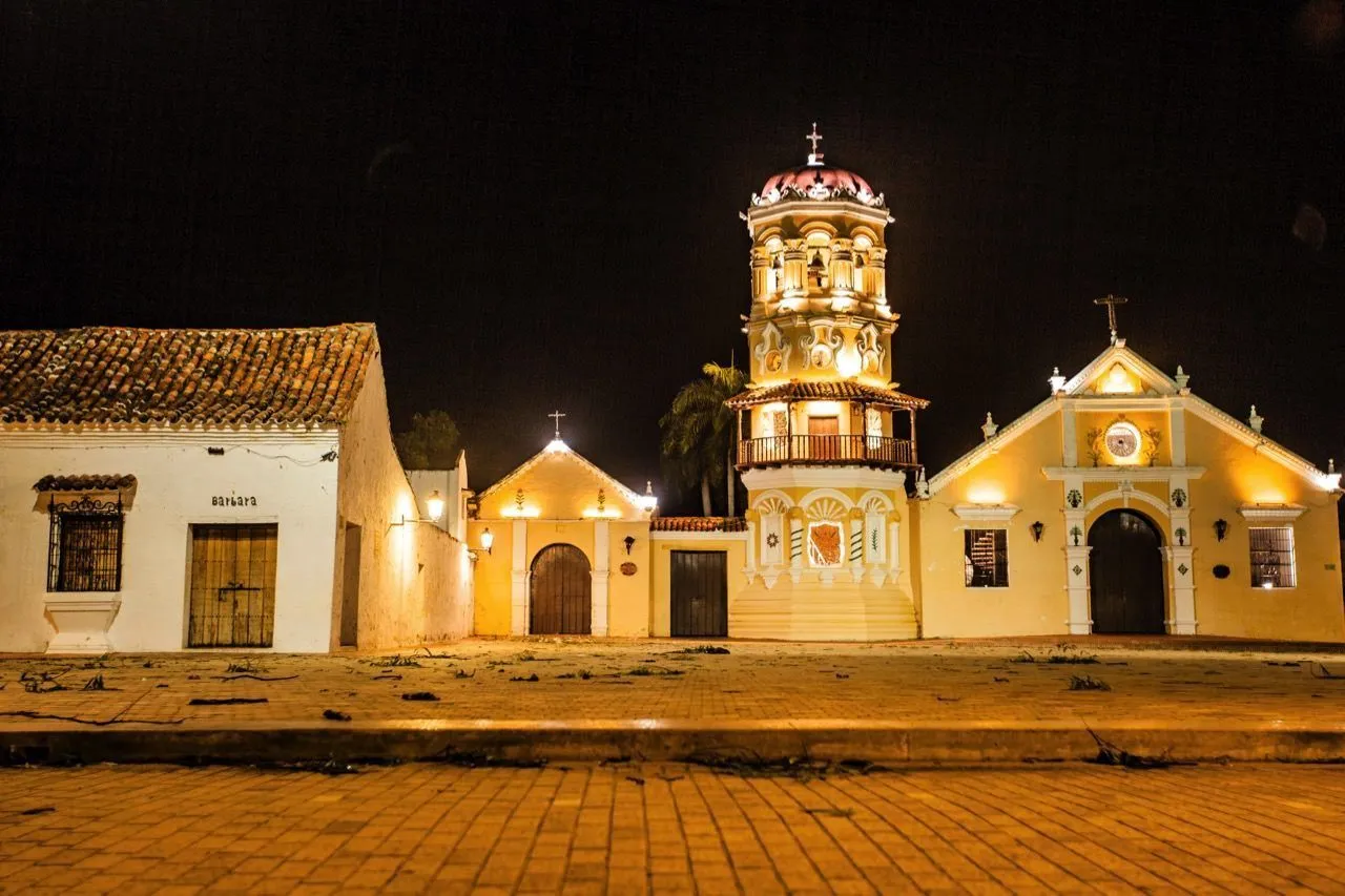 La Casa Amarilla, Mompos hotel image from Expedia