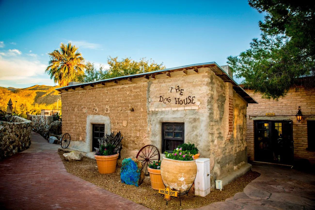 Tanque Verde Ranch, Tucson hotel image from Expedia