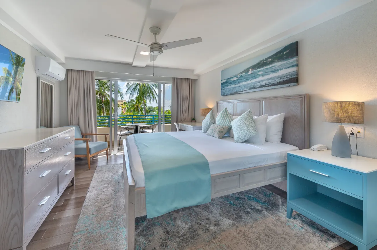 The House, Saint James hotel image from Expedia